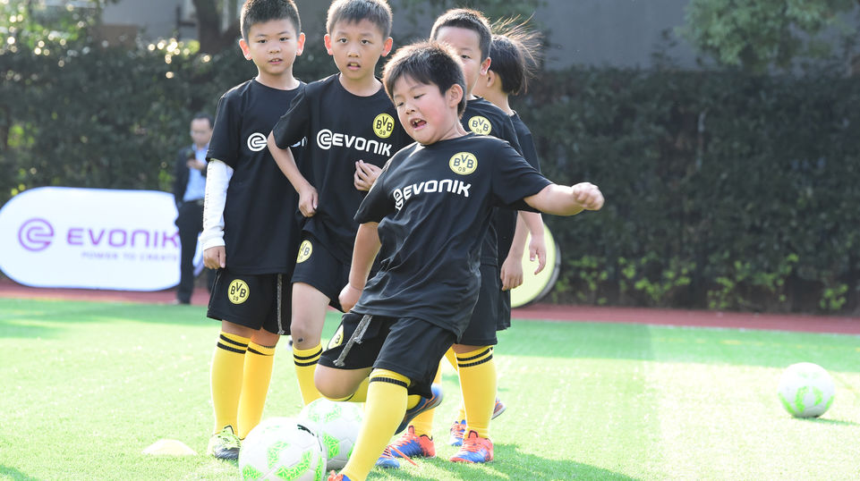 In Shanghai, too, the BVB is known and the football school very popular!