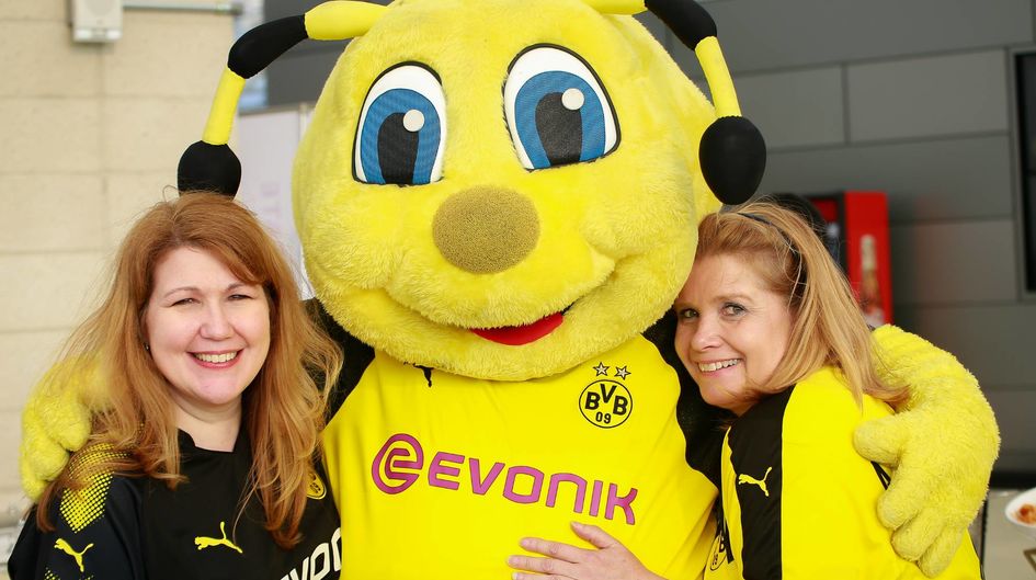 Now they had an opportunity to wear them as they awaited the BVB game during an employee barbecue at the stadium with friends, families, and colleagues.