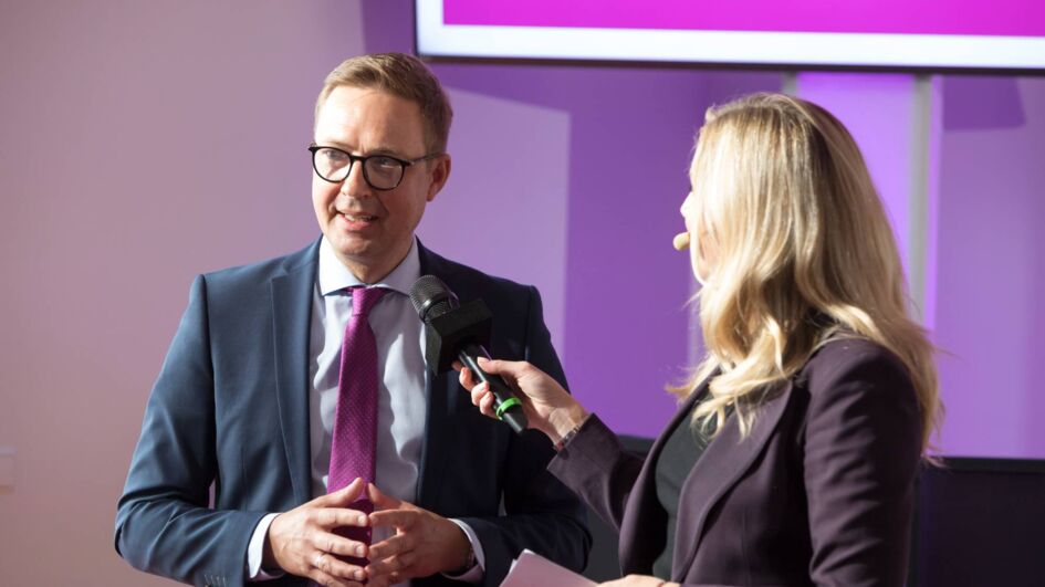 “The market success of our membrane business is based on Evonik's innovative strength, which originates in our polymer expertise," says Dr. Goetz Baumgarten, Head of the Membranes Innovation Growth Field at Evonik. 