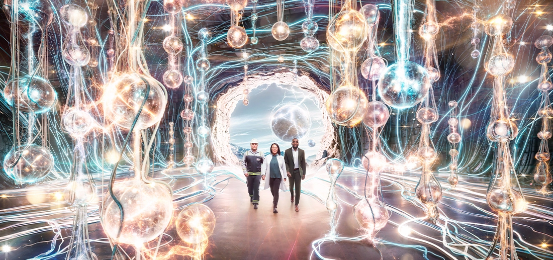 Zu sehen ist eine futuristische Welt, die symbolisch für die Zukunft der Energieversorgung steht. In der Mitte sind drei Evonik-Mitarbeiter abgebildet. Sie bewegen sich auf den Betrachter zu.